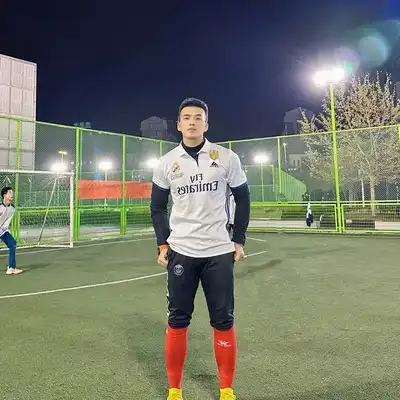 董睿翔